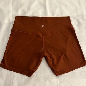 lululemon size 14 align hr short 6”